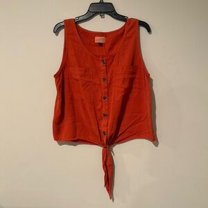 Universal Thread Button Up Tank | Size: XL